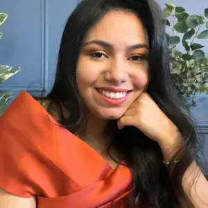 Je suis disponible à nettoyer votre maison 