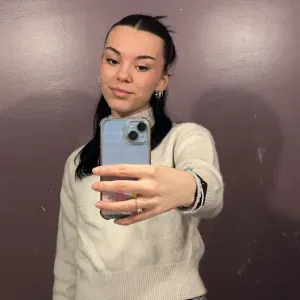 Baby-sitter sans expérience à Niort 