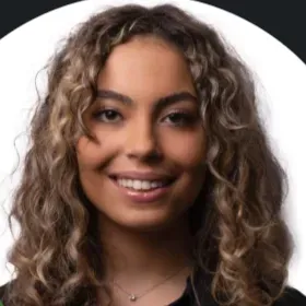 Nounou à Pont-l'évêque- Pleine d'énergie, fiable, douce✨👶