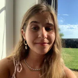 Baby-Sitter avec expérience à chambery 