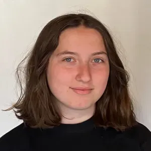 Salut, Je suis baby-sitter à Langogne :) 