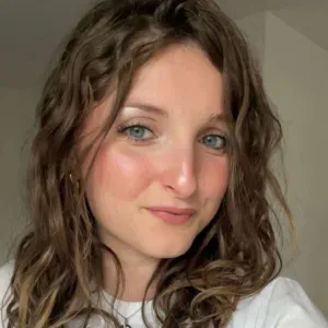 Baby-sitter sur evreux et ses alentours 