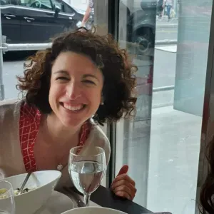 Je recherche un(e) auxiliaire de vie pour mon père, Paris 13