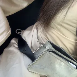 baby-sitter étudiante à  dunkerque 