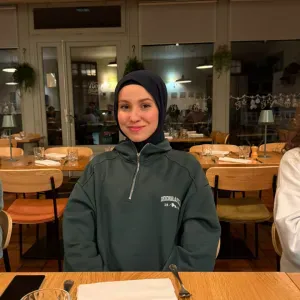 Tutrice de langue étrangère et aide aux devoirs