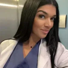 Aide à domicile, dame de compagnie, auxiliaire de vie 