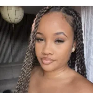 Baby Sitter expérimentée au Port