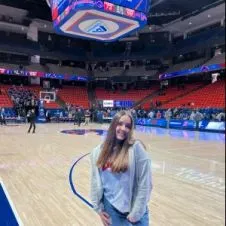 Cuidadora de niños en Pamplona