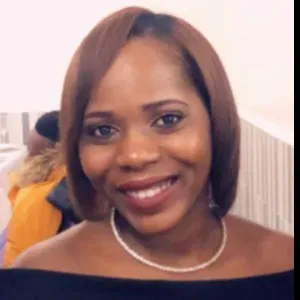 Baby sitter Cherche enfants à garder