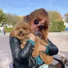 Educadora infantil titulada como canguro