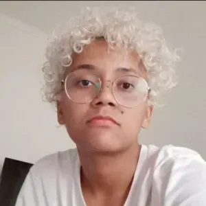 Babysitter profissional  Setúbal  e arredores 