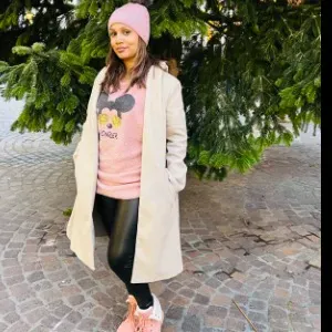 Pet lover and carer sitting services 