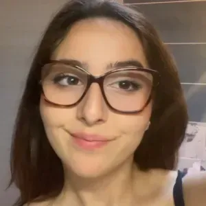 Sono una babysitter nei paesi etnei 