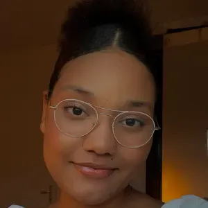 Baby sitter étudiante a Angers 