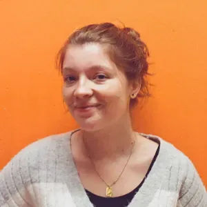 Babysitter sérieuse et bienveillante, diplômé en éducation!