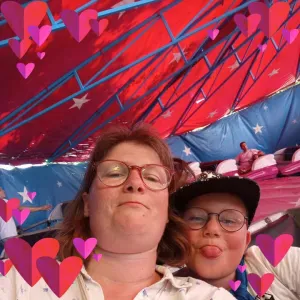 Dame de compagnie. J'adore rigoler 