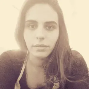 Empregada de limpeza, em Viseu.