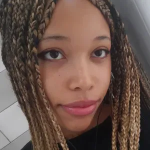 Baby-sitter nouvelle dans le domaine 