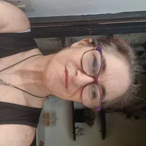 Agent d entretien aide a la personne garde d enfants 