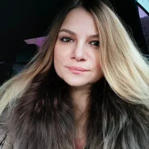 Pet sitting services on your premises or mine.