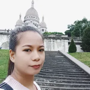 Experienced Babysitter in Paris