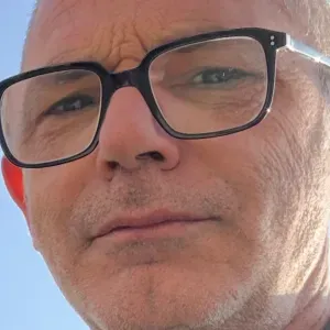 Cura per la casa, nella preparazione dei pasti e autista 