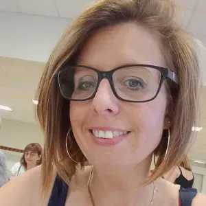 Je rechercher une baby sitter