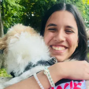 Étudiante pet sitter à Paris. 