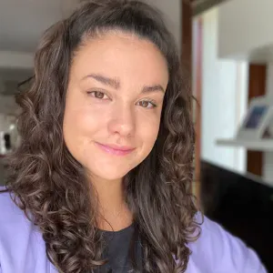 Babysitter full time or part time looking for a job!