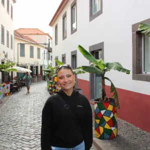 Canguro en Granada con formación y experiencia