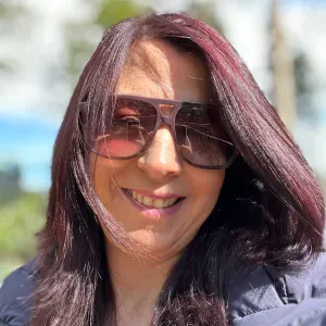 Level 3 Early Years Practitioner Offering Babysitting 