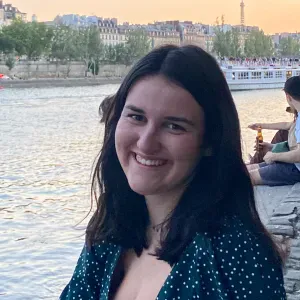 Etudiante ingénieur souhaite donner des cours de soutiens 