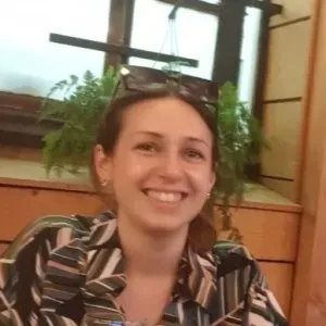 Diplômée en Master de physique et mathématique