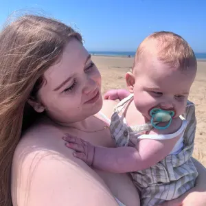 Jeune maman baby-sitter à Liège 