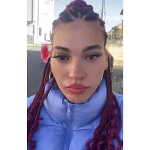 Emprego de babysitter em Bragança