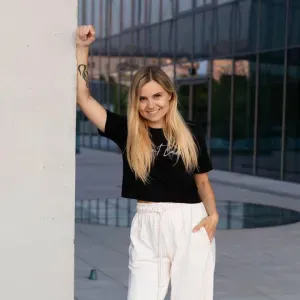 Профессиональная няня с опытом и заботой