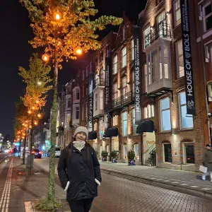 Experienced baby sitter in Amsterdam