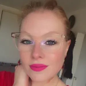 Baby sitter expérimenté à thil 