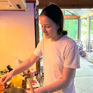 Haustierbetreuubgsdienste (füttern, gassi, spieleb)