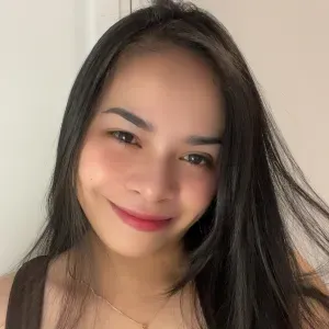 Experience in babysitter in Paris and Saudi