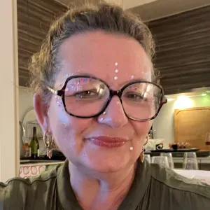 Aide à domicile : ménage haut de gamme Fismes/Reims