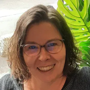 Garde d'enfants  / Animatrice Anglais / Echiré