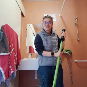 Femme de ménage à Orléans avec 13 ans d expérience 