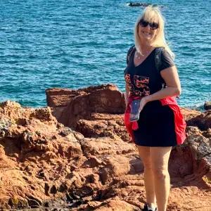 Dame de compagnie pour vos aînés à St Raphaël 