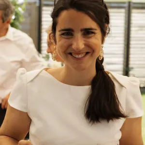 Recherche aide ménage 4h par semaine à Larmor