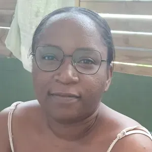 Femme de ménage à Saint-Pierre 