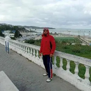 Homme de ménage sérieux et disponible à Paris
