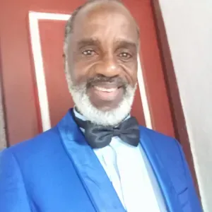 Professeur à la retraite, expérimenté en Physique-Chimie 