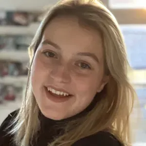 Oppas met Ervaring en Opleiding in Kinderzorg – Fran