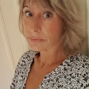 aide a domicile / accompagnement/ gestion .